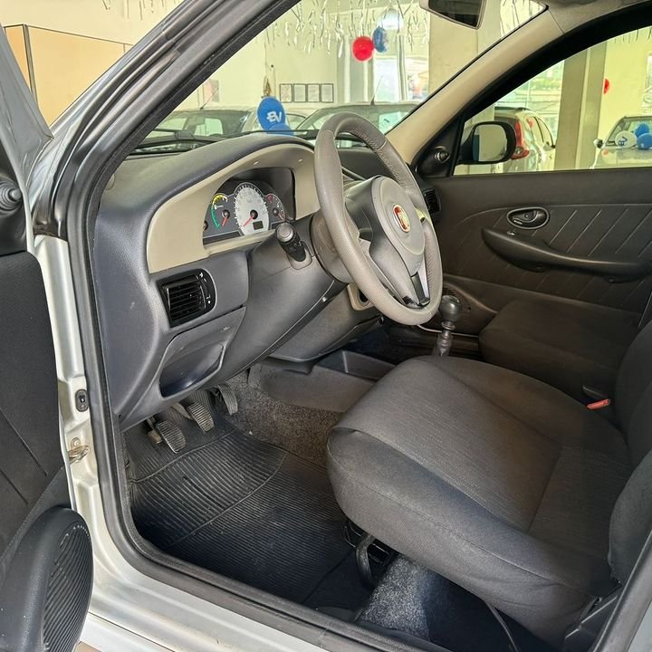 FIAT PALIO CELEBRATION 2010