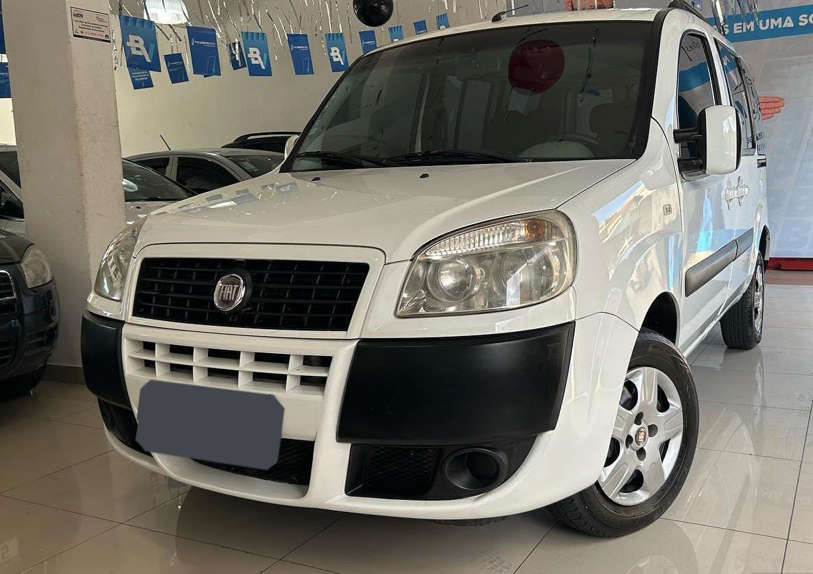 FIAT DOBLO 1.4 COMPLETO 2013