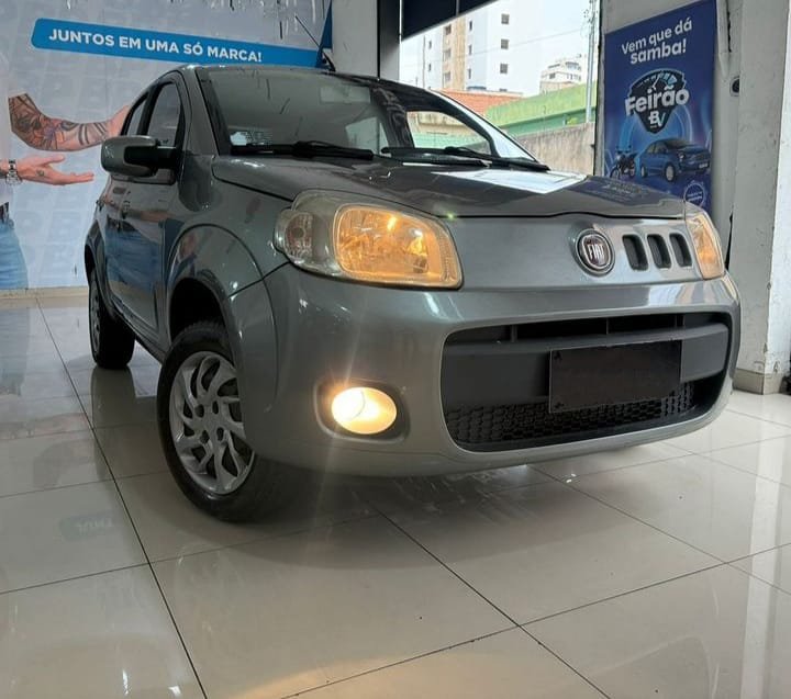 FIAT UNO VIVACE 1.0 2011