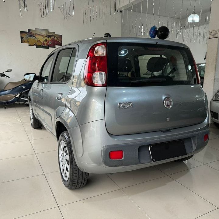 FIAT UNO VIVACE 1.0 2011
